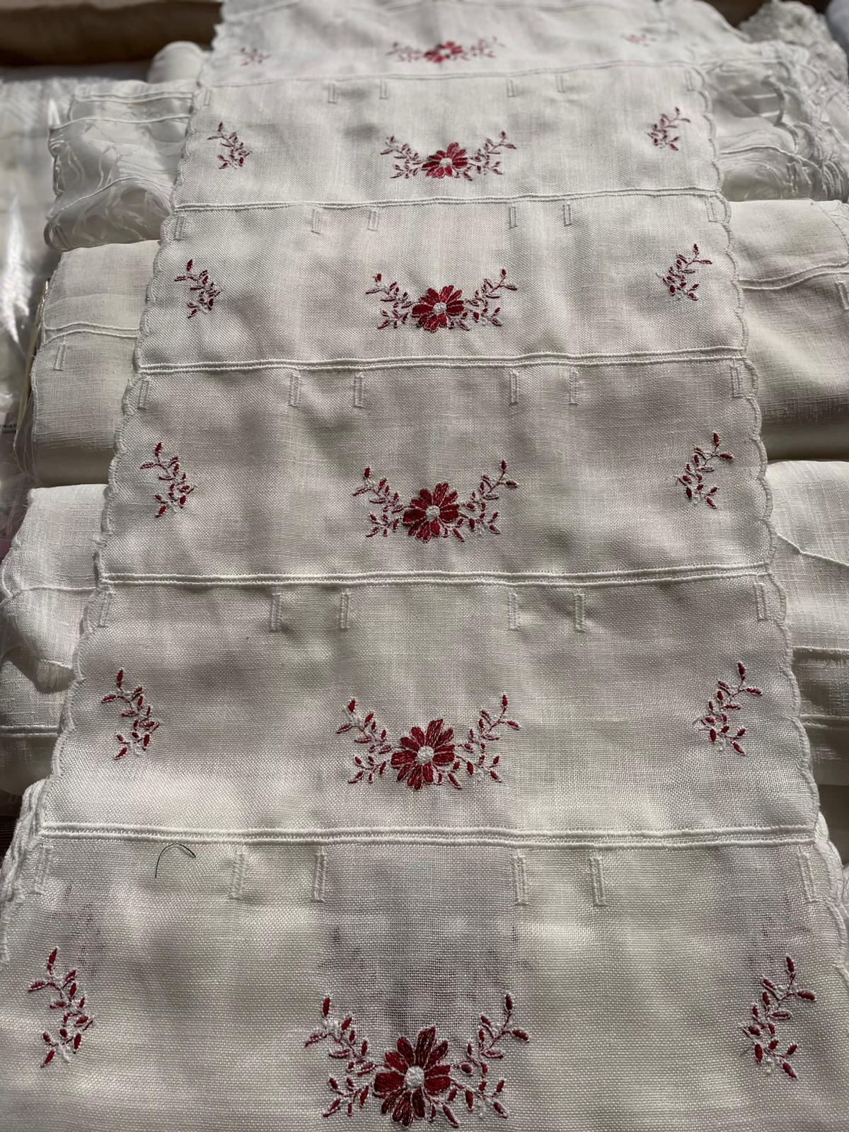 Tenda modulare fiore rosso base bianco ottico