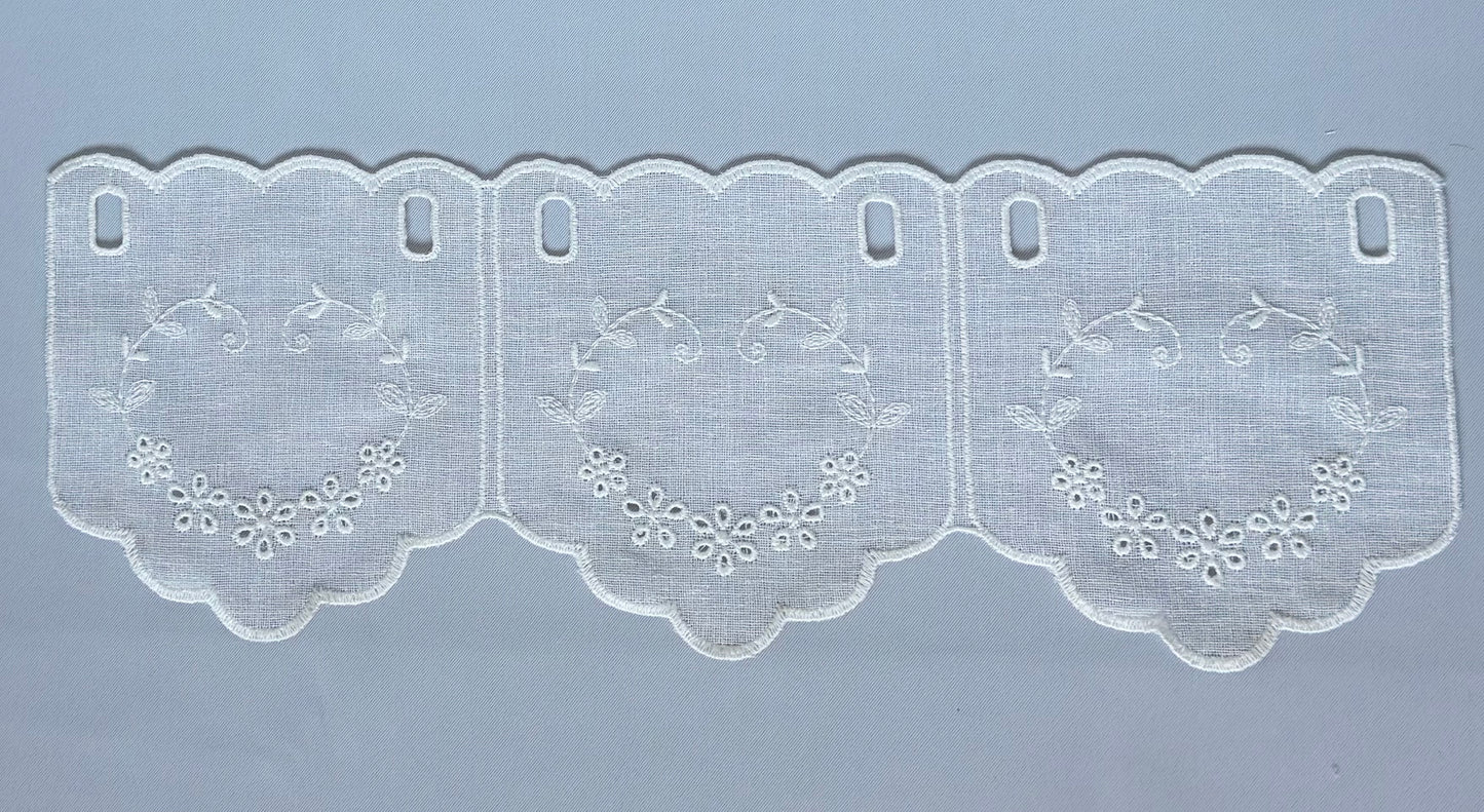 Mantovana cuore Ricamato bianco